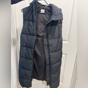 H&M Black Puffer Vest